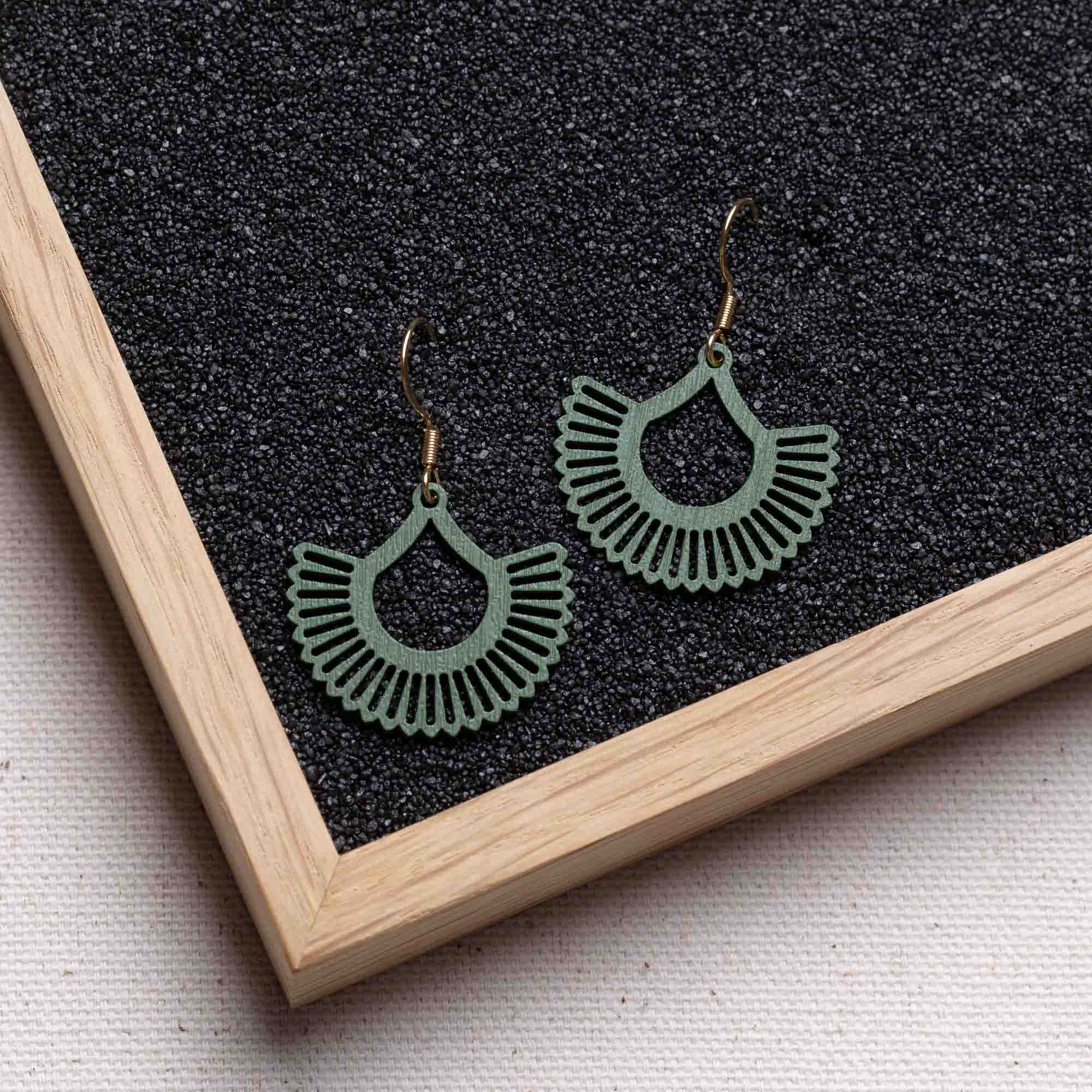 feinformart Holzschmuck 